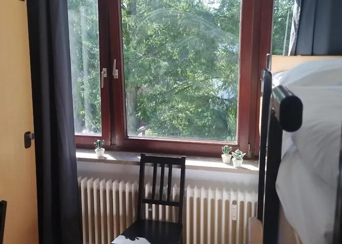 Hostel Monteurzimmer In West Bei Hansezimmer