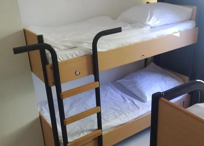 Hostel Monteurzimmer In West Bei Hansezimmer
