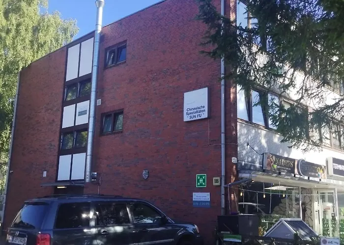 Monteurzimmer In West Bei Hansezimmer *